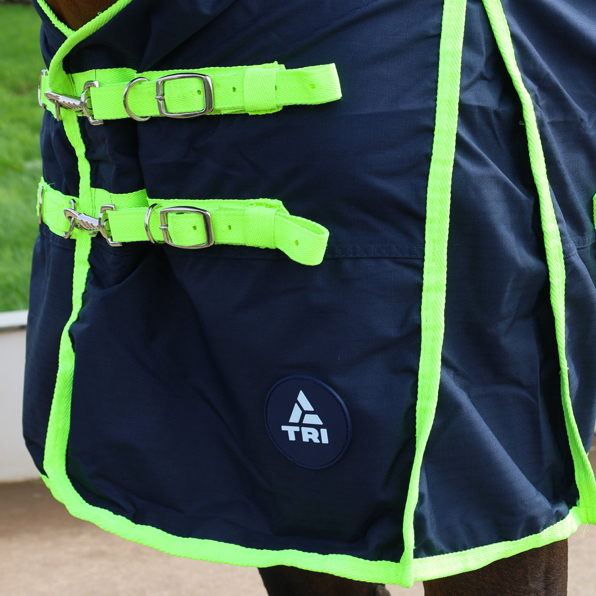 TRI Arkle 0g Standard Neck Turnout Rug - Navy-Green
