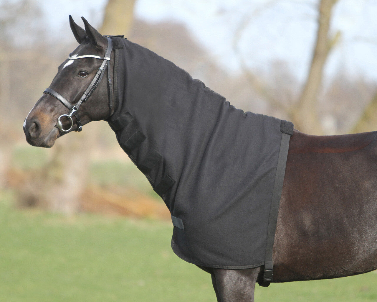 QHP Loose Fleece Neck Part Black