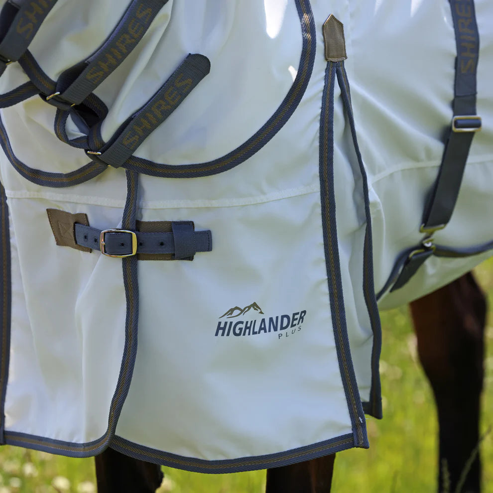Highlander Plus Sweet-itch Combo Rug White/ Air Force