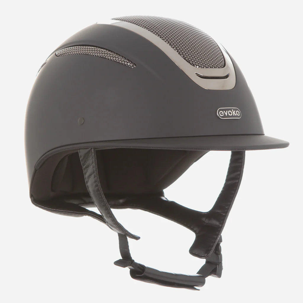 Evoke Elara Classic Peak Helmet