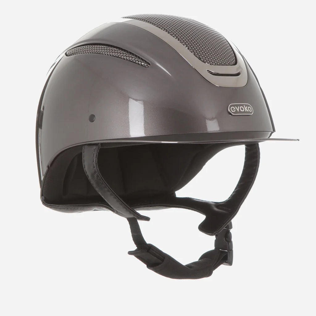 Evoke Elara Classic Peak Helmet